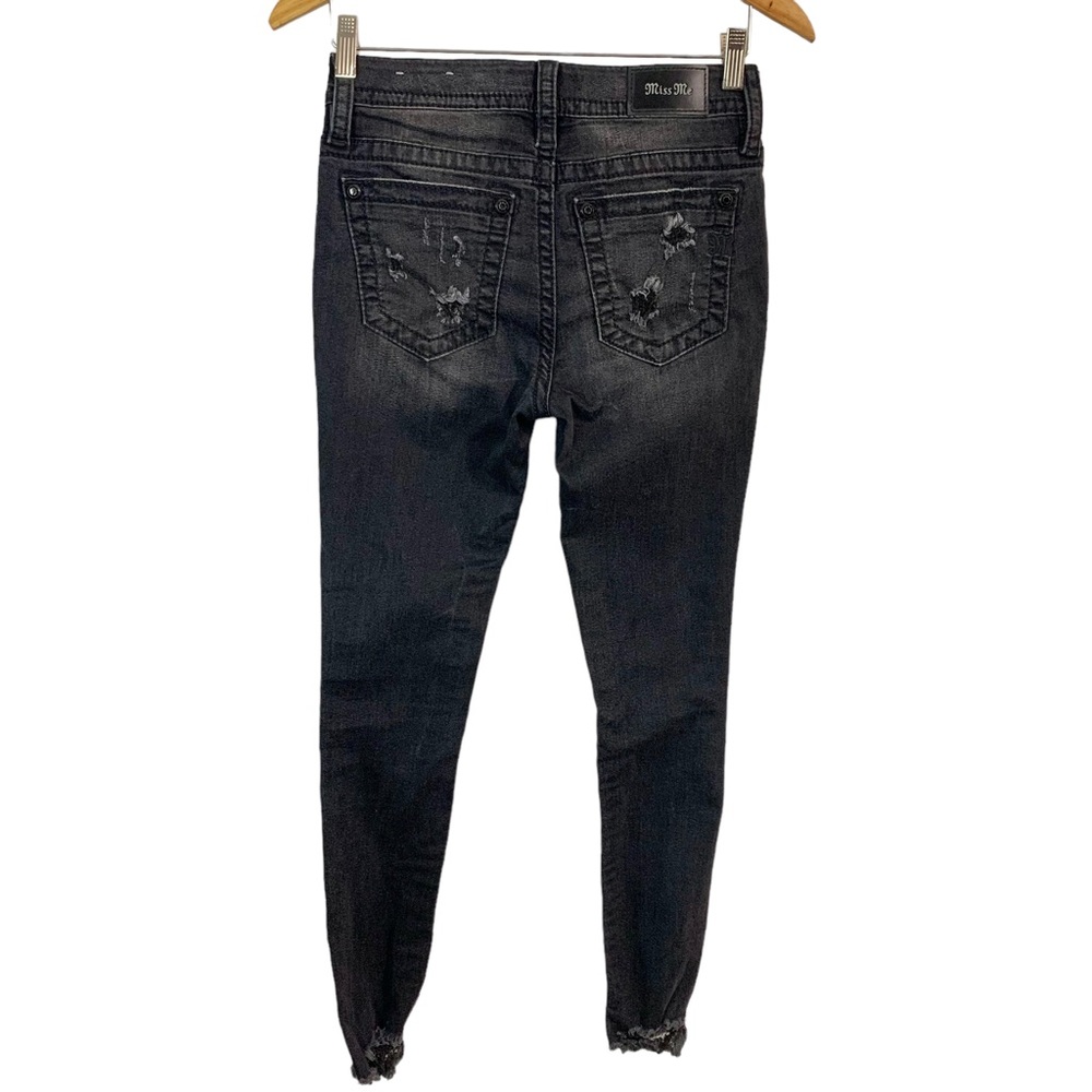 MISS ME Mid Rise Skinny Distressed Jeans Sz 26